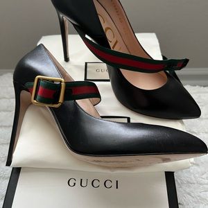 Gucci Statement Heels!!